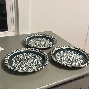 Country Crock Stoneware 3 Dessert Plates Green